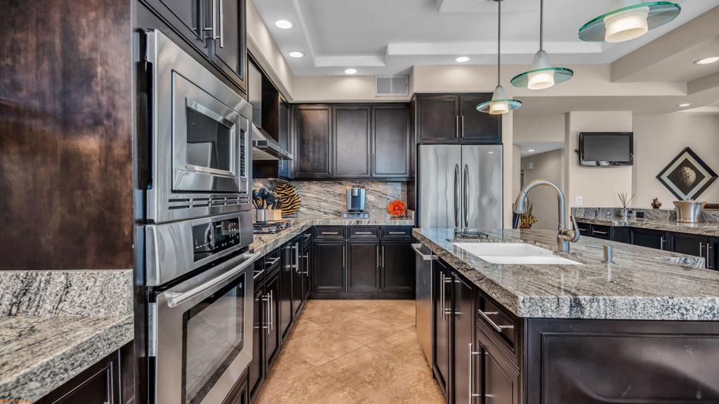 Palm Valley CC - Residential