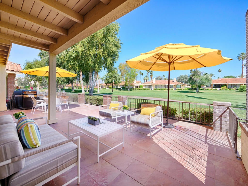 312 S Sierra Madre S