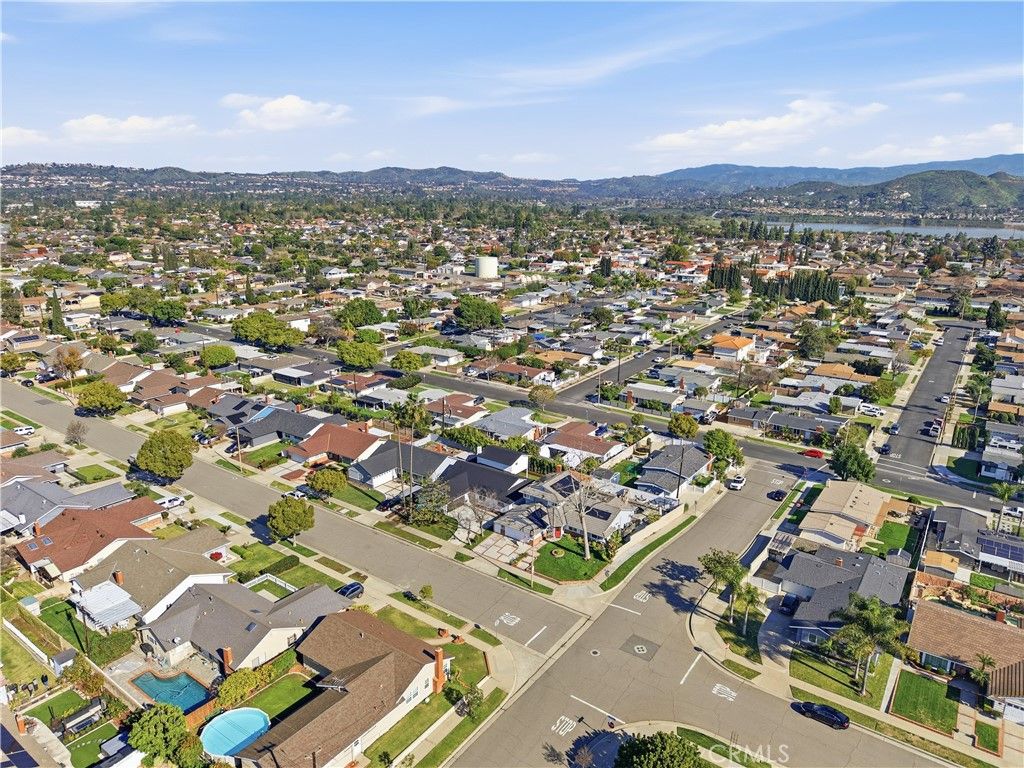 Photo of 773 N Elmwood St, Orange, CA 92867 (MLS # PW26004850)