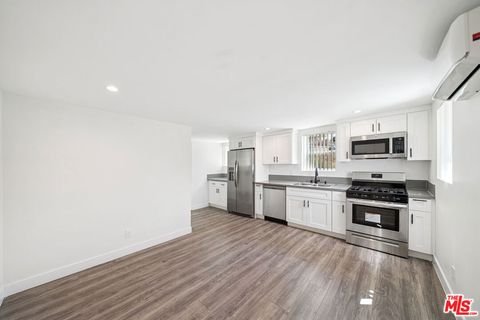 Photo of 1267 Vin Scully Avenue #1/4, Los Angeles, CA 90026 (MLS # 25629639)