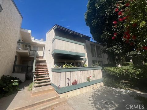 Photo of 8601 International AVE #224, Canoga Park, CA 91304 (MLS # SR26096132)