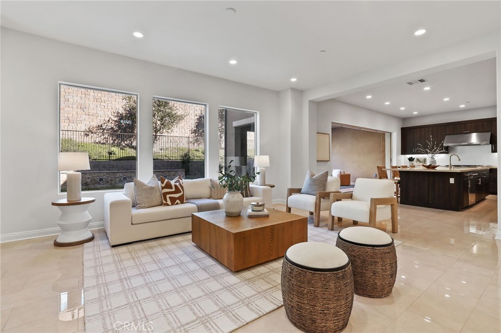 THE OAKS - Residential