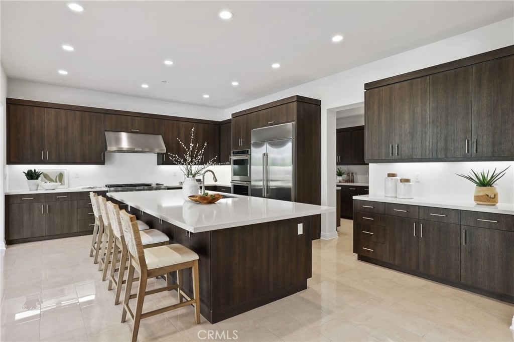 THE OAKS - Residential