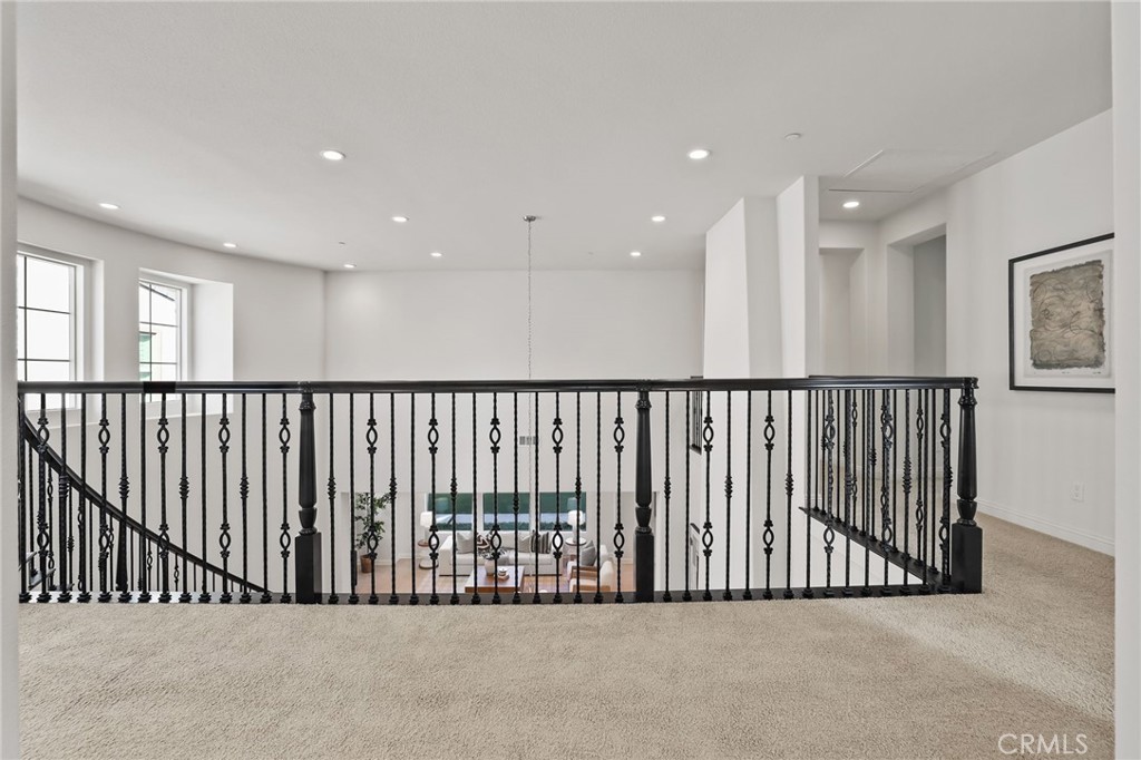 THE OAKS - Residential