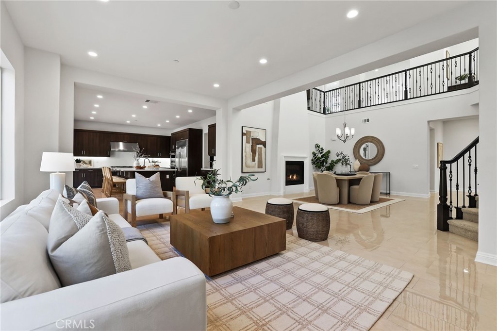 THE OAKS - Residential