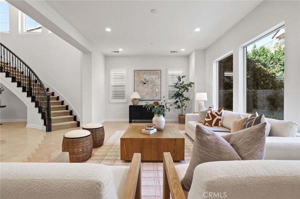 THE OAKS - Residential