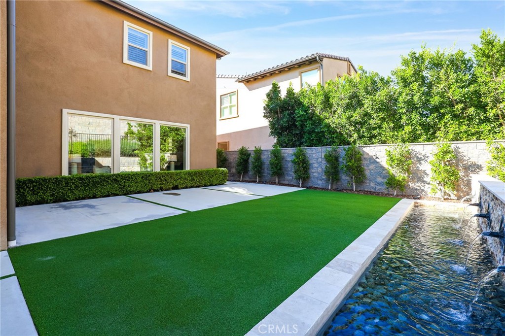 THE OAKS - Residential