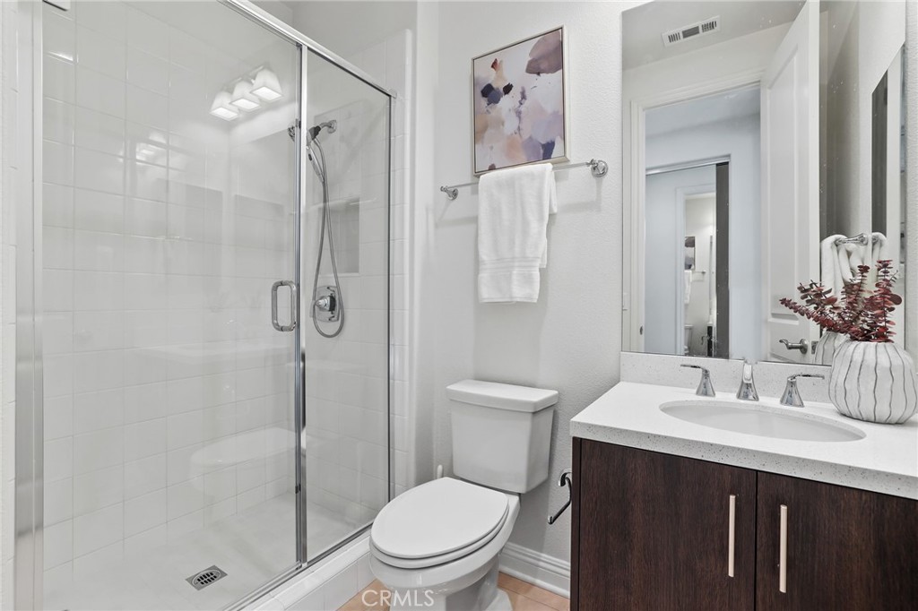 THE OAKS - Residential