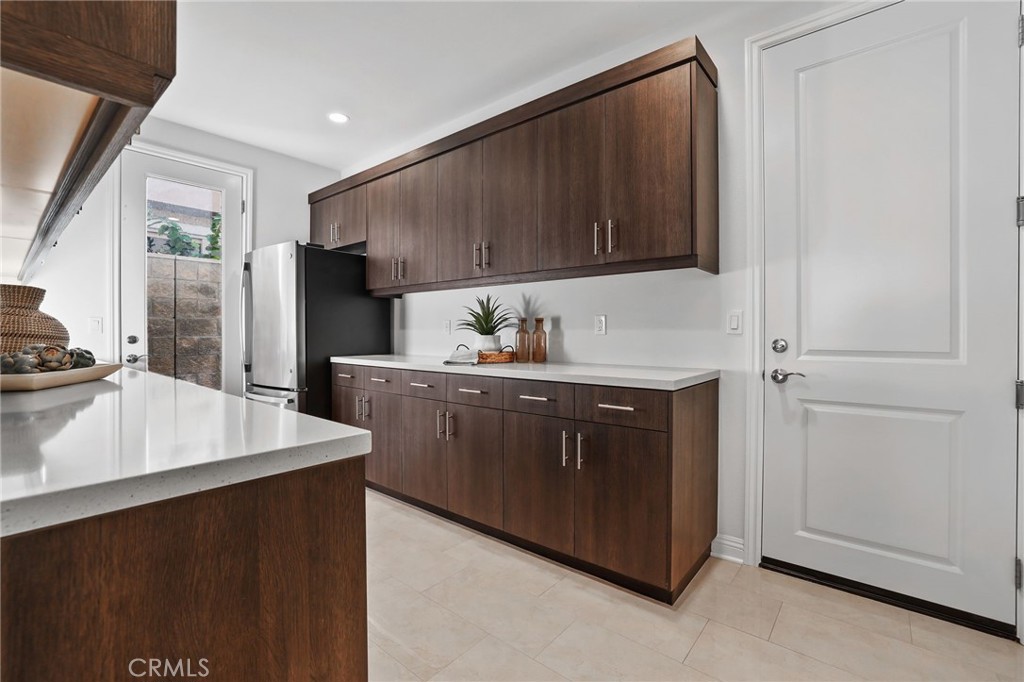 THE OAKS - Residential