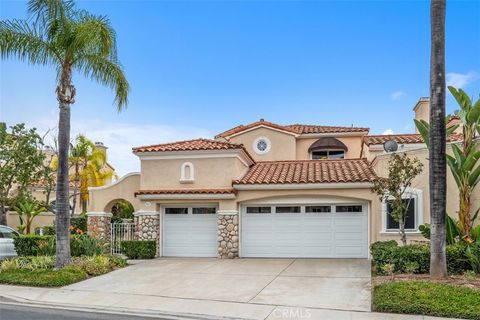 Photo of 40 Via Barcaza, Coto de Caza, CA 92679 (MLS # OC26031926)