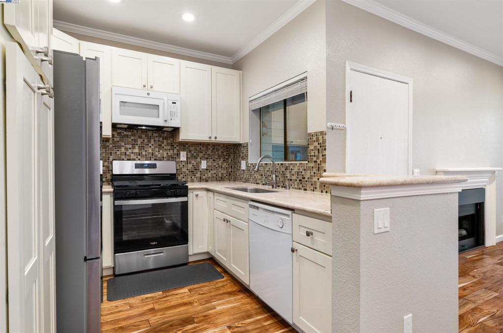 CENTERVILLE - Residential