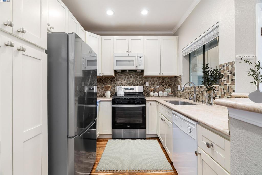 CENTERVILLE - Residential