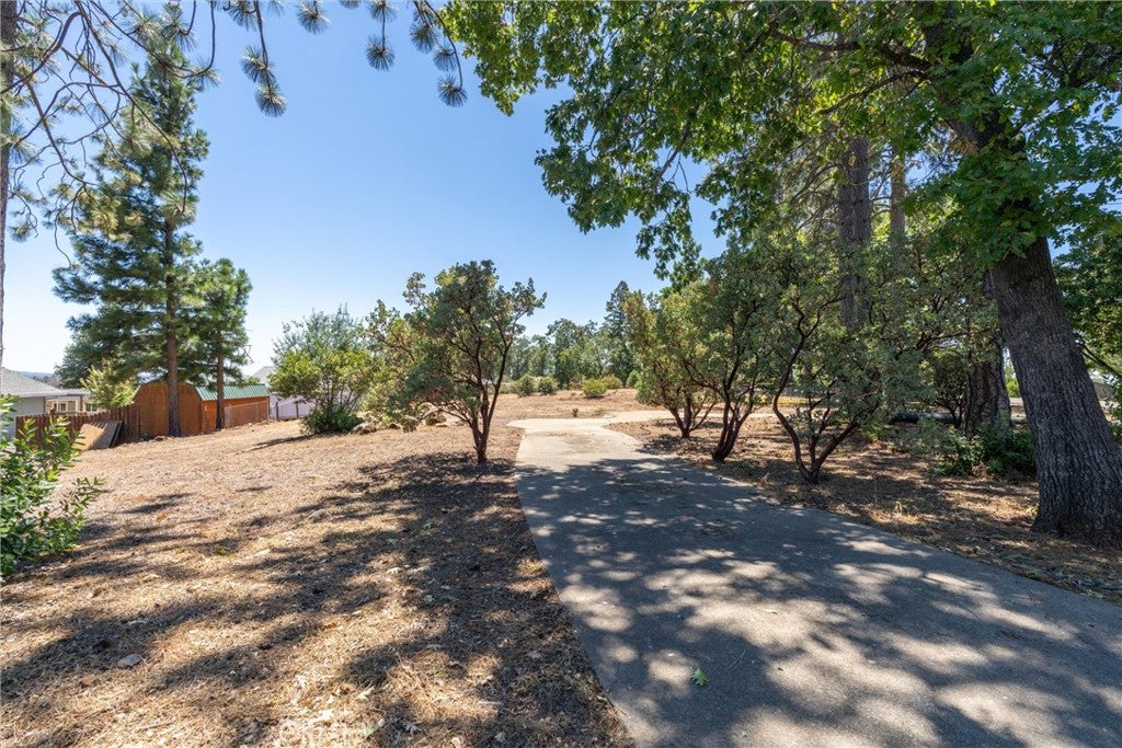 4984 Ravelle Court