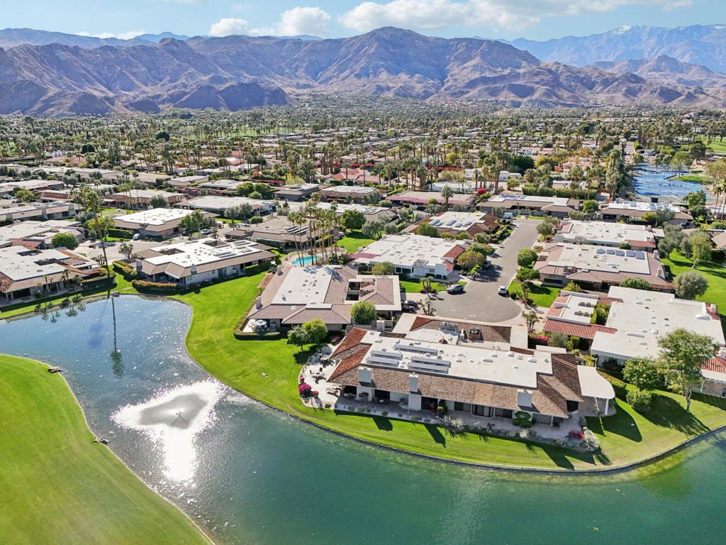 The Springs C.C. - Residential