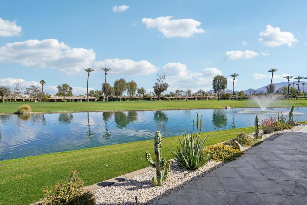 The Springs C.C. - Residential