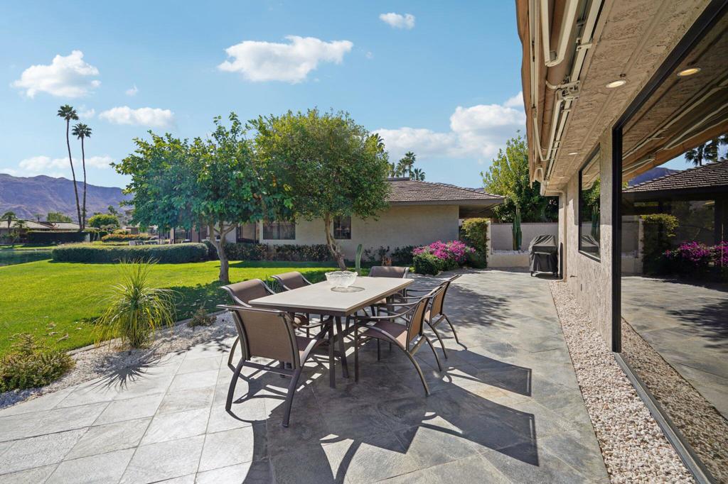 The Springs C.C. - Residential