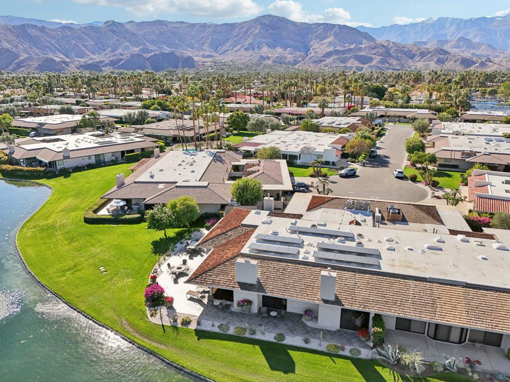 The Springs C.C. - Residential