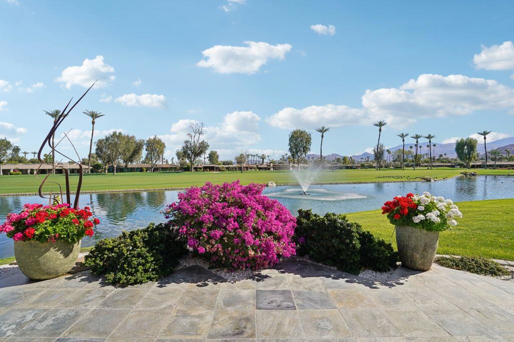The Springs C.C. - Residential