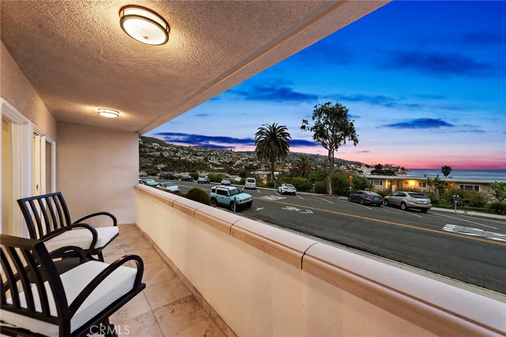 Laguna Beach, California 92651, United States, 2 Bedrooms Bedrooms, ,2 BathroomsBathrooms,Residential,Active,118449