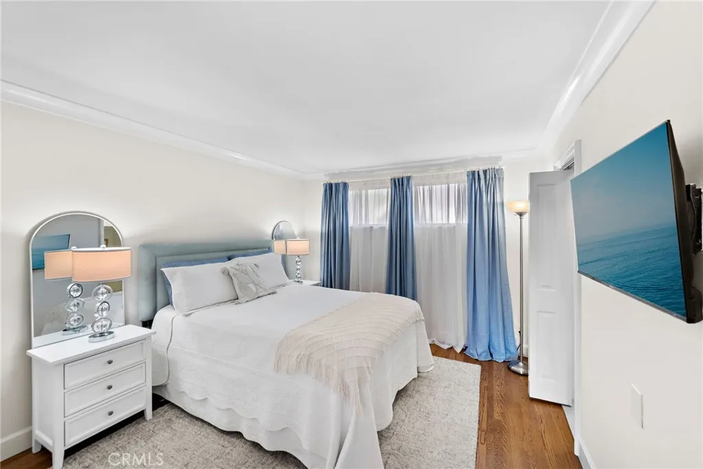 Laguna Beach, California 92651, United States, 2 Bedrooms Bedrooms, ,2 BathroomsBathrooms,Residential,Active,118449