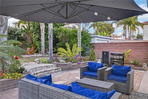 Photo of 211 N Western Ave, San Pedro, CA 90732 (MLS # SB26059318)