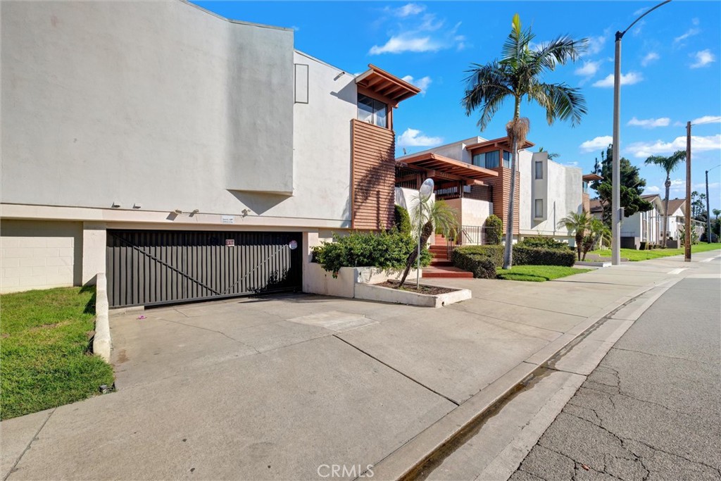 7033 Stewart And Gray Road 24