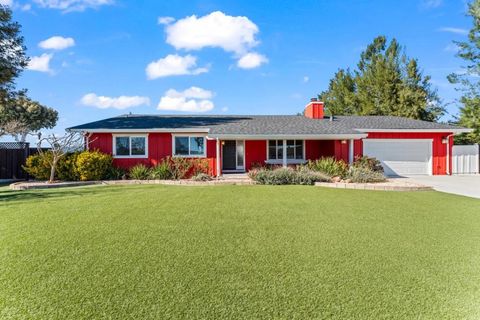 Photo of 1515 Dias Drive, San Martin, CA 95046 (MLS # ML82039087)