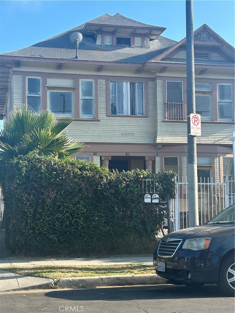 STANDARD SALE - A Turn-of-the-Century Triplex in South LA — Ready for Its Next Chapter...Built in **1904**, this split-level triplex offers a rare opportunity to own a piece of Los Angeles history. Featuring one spacious **2-bedroom/1-bath** unit upstairs and two **1-bedroom/1-bath** units downstairs, each with its own gas meter, the property blends vintage character with untapped potential. Come with your hammer, nails & creativity, ideal for an all-cash buyer or those using an FHA 203(k) renovation loan. Underneath, the structure benefits from **concrete supports**. Practical updates include **low-flow fixtures**, electrical panels have been updated, a properly strapped water heater, and a roof bump-out that could bring true charm & add unique curb appeal. A **partial basement**, accessible from unit 150, offers additional storage or creative use. Situated near major freeways, the property is just minutes from **Exposition Park**, the **Los Angeles Memorial Coliseum**, **Banc of California Stadium**, and the **California Science Center**. Downtown LA with tons of eateries and high energy happenings, USC, and the Arts District are also within easy reach. **The property is being sold, "AS-IS", Located within the jurisdiction of Los Angeles rent stabilization (RSO) guidelines.
This property stands as a **quiet nod to LA’s history, ready for its next chapter**—a perfect canvas for the right buyer to restore and reimagine.