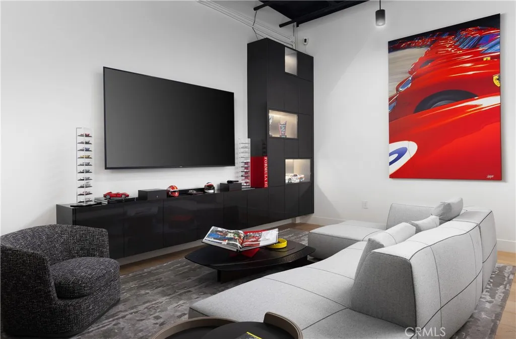 Costa Mesa, California 92626, United States, ,Commercial,Active,2065