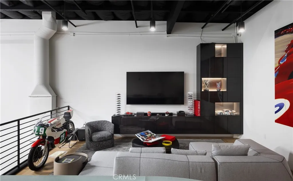 Costa Mesa, California 92626, United States, ,Commercial,Active,2065