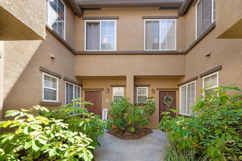 6233 Avenida De Las Vistas 4