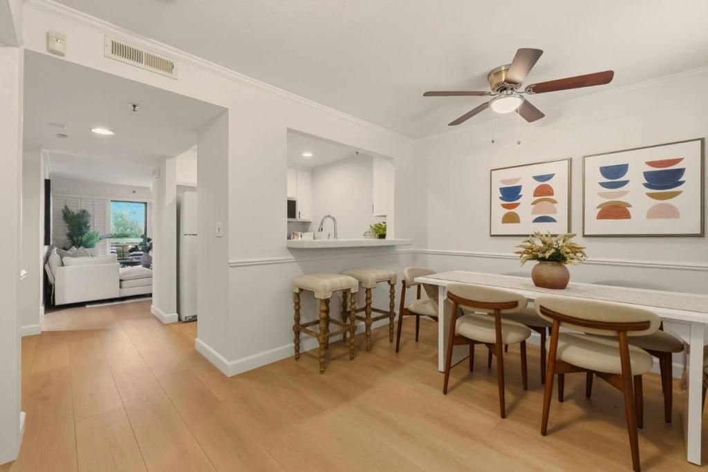 Photo of 576 W Parr Avenue #3, Los Gatos, CA 95032 (MLS # ML82028609)