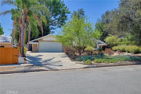 Photo of 17058 Midwood Dr. DR, Granada Hills, CA 91344 (MLS # SR26175887)