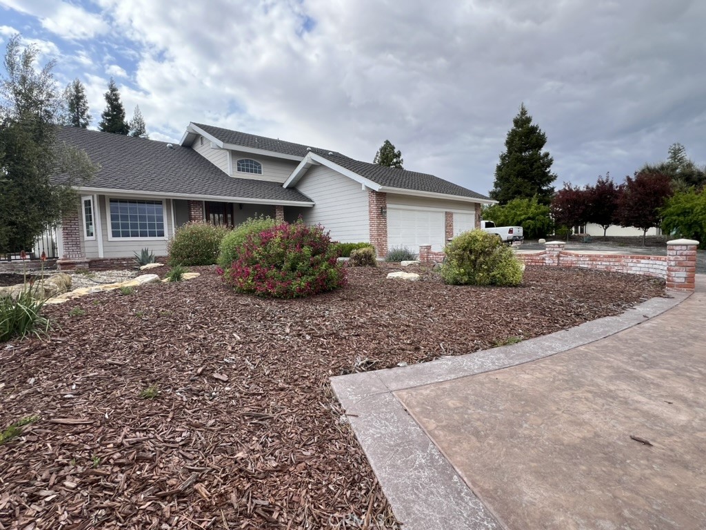 One Acre Custom Home with view-desirable, convenient in-town location