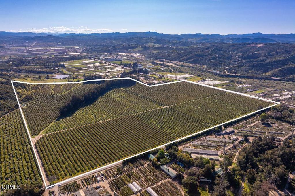 9011 Los Angeles Avenue