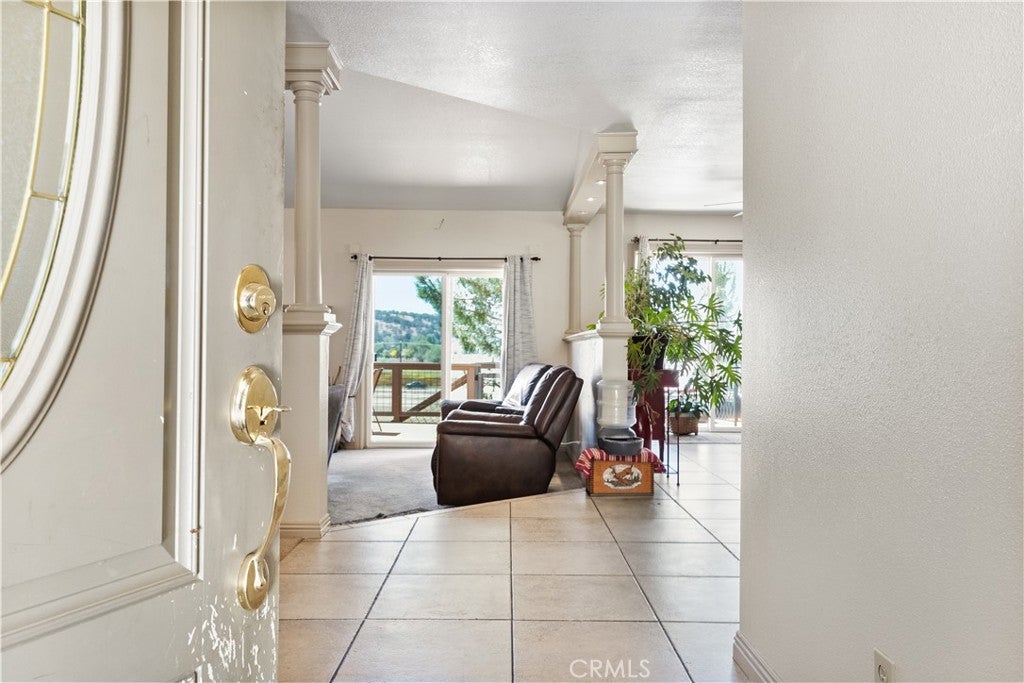 29640 S Lower Valley