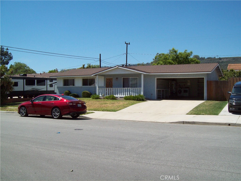 3891 Vincente Avenue