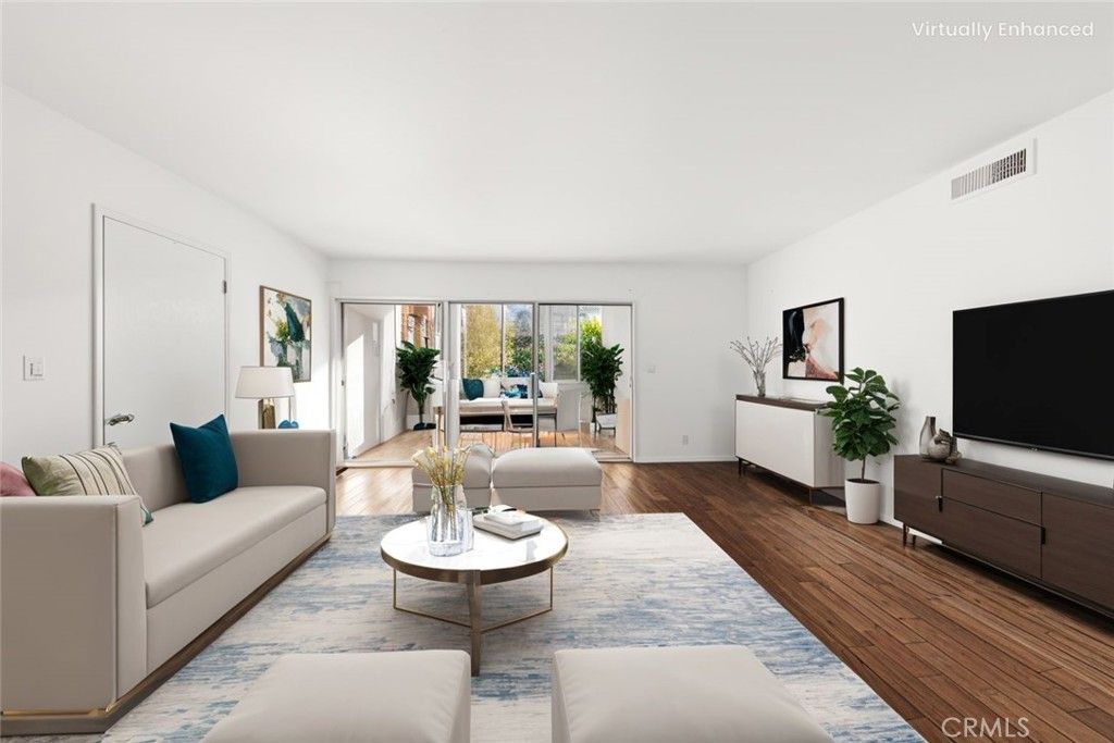 Photo of 1101 Lincoln Boulevard #1A, Santa Monica, CA 90403 (MLS # WS25190990)