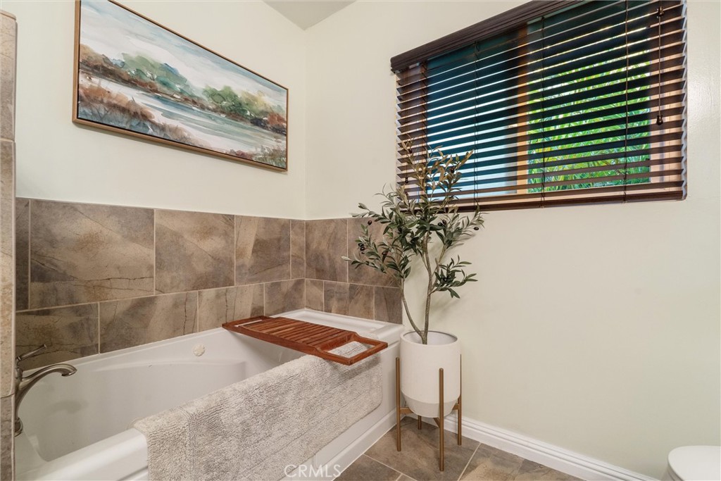 Bixby Knolls (BK) - Residential