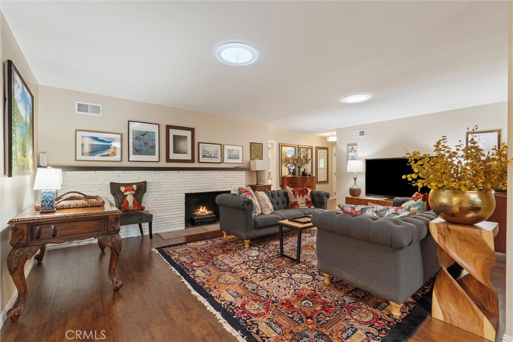 Bixby Knolls (BK) - Residential