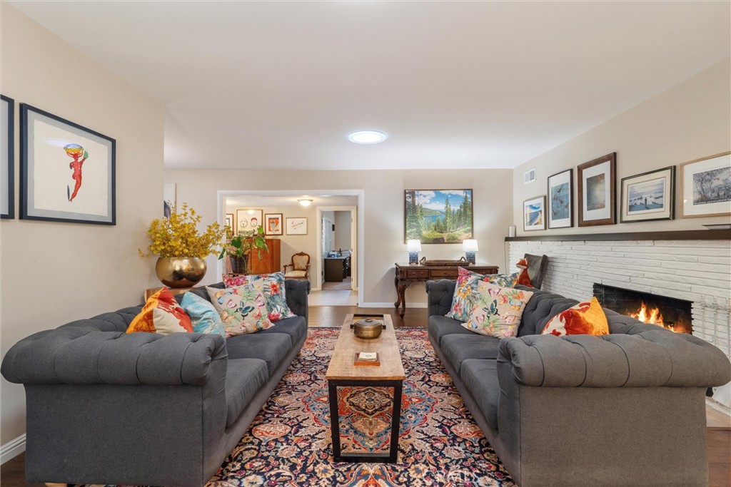 Bixby Knolls (BK) - Residential