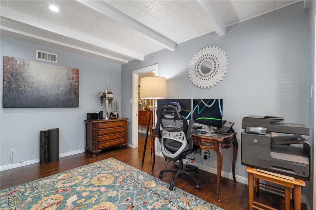 Bixby Knolls (BK) - Residential
