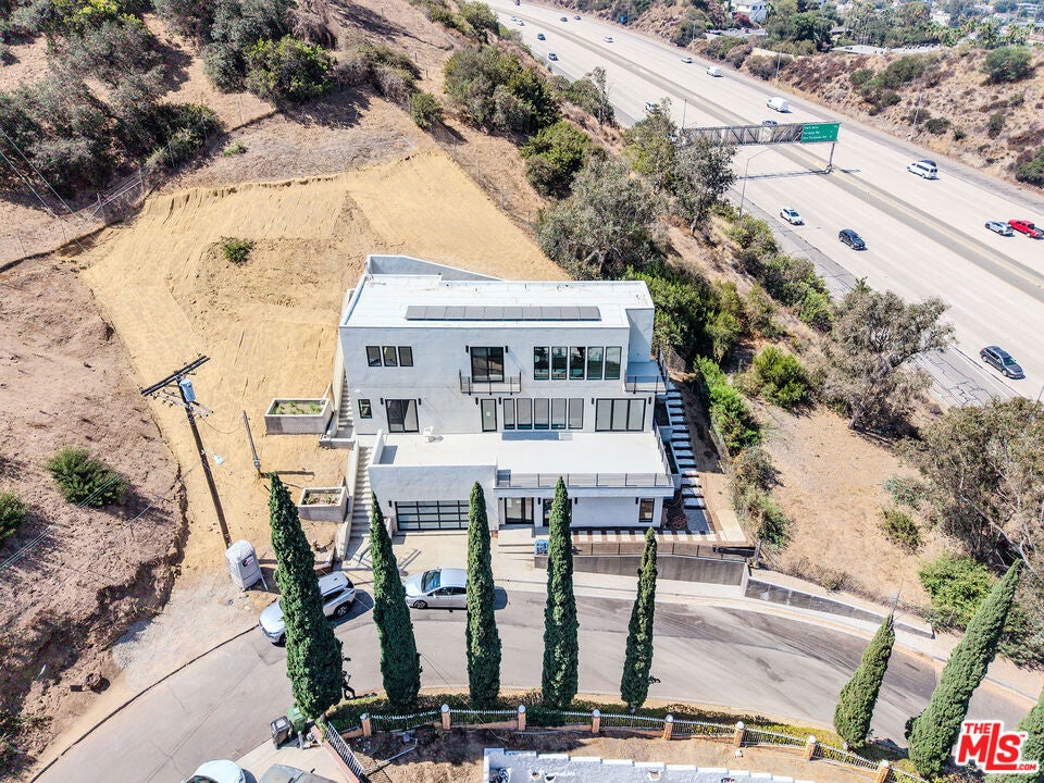 2882 El Roble Drive