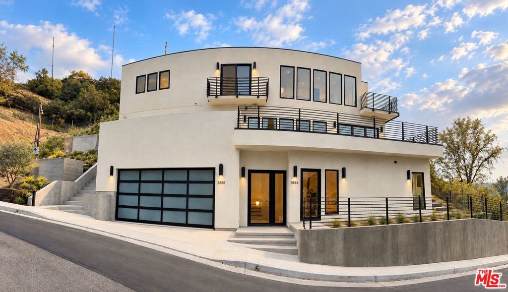2882 El Roble Drive
