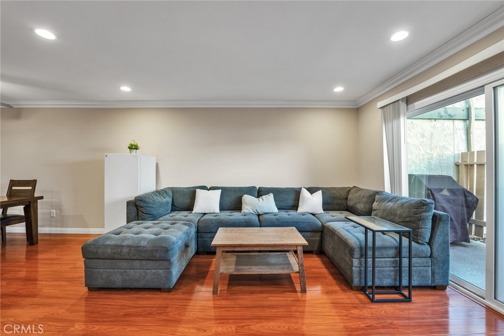 2300 S Hacienda Boulevard F5