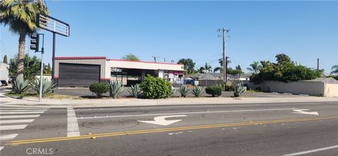 424 N East Anaheim CA 92805