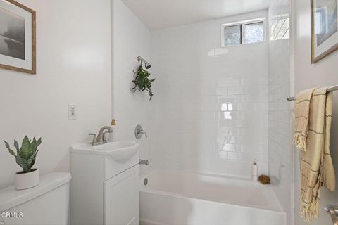 Tiny photo for 295 W Mission Avenue, Ventura, CA 93001 (MLS # V1-34605)