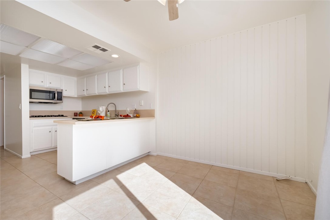 Casitas Capistrano (CT) - Residential Lease