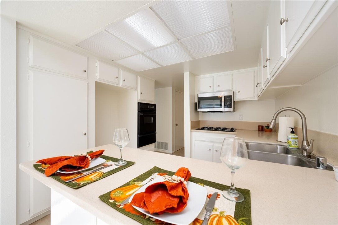 Casitas Capistrano (CT) - Residential Lease