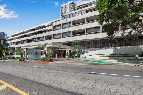 Photo of 121 S Hope St #435, Los Angeles, CA 90012 (MLS # IG25231567)